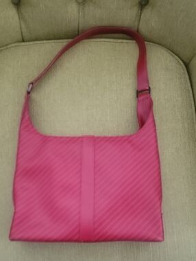 Vibrant Pink Diagonal-Texture Hobo Shoulder Bag